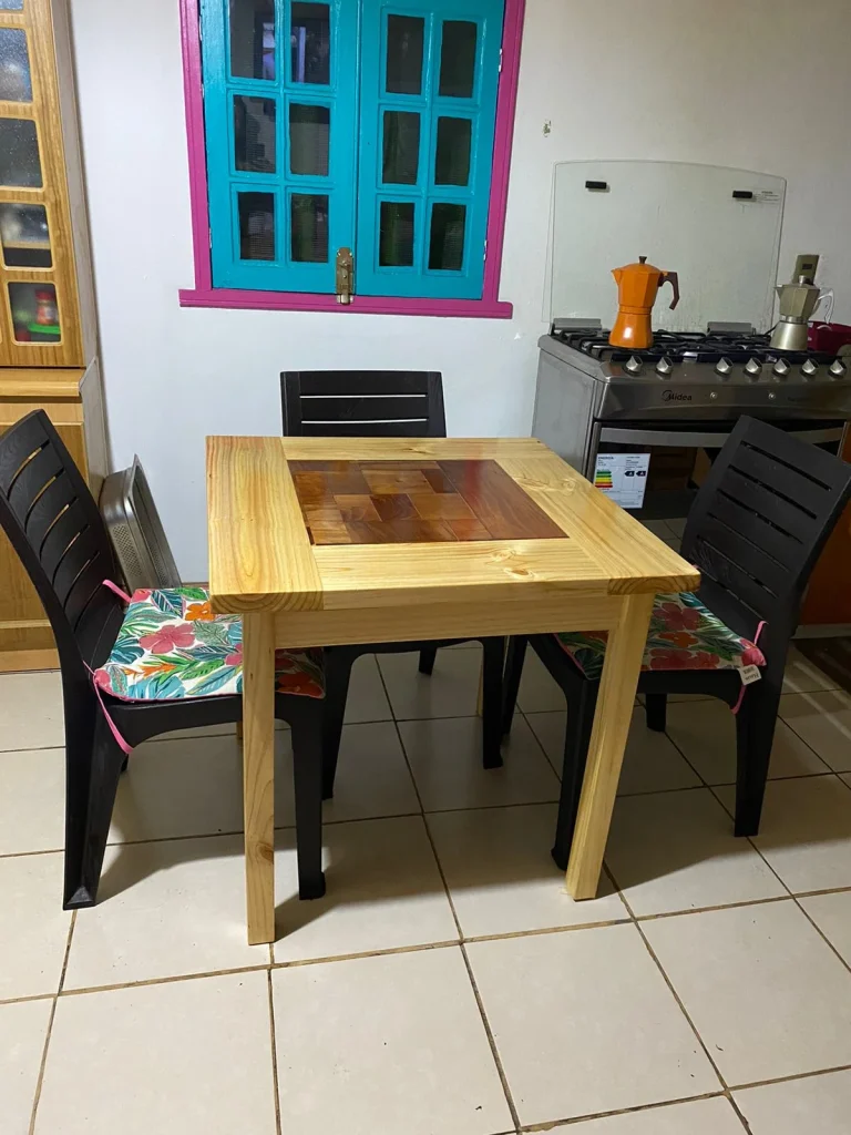 Mesa Veta y Roble 1
