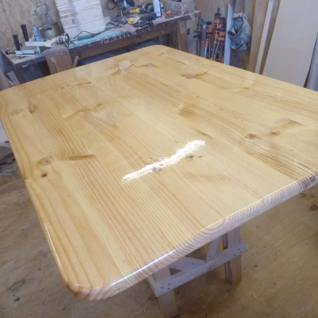 mesa comedor cubierta